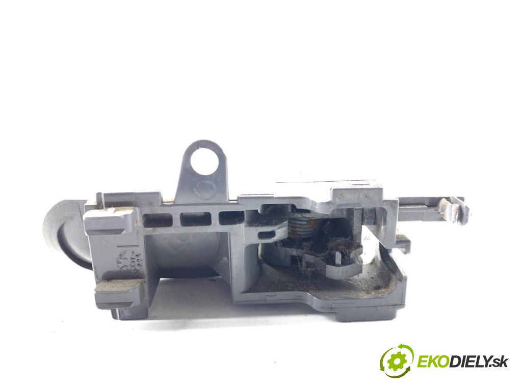 TOYOTA AYGO I liftback 2005 50 kW 1.0 (KGB10_) 998 Kľučka vnútorná pravy predný