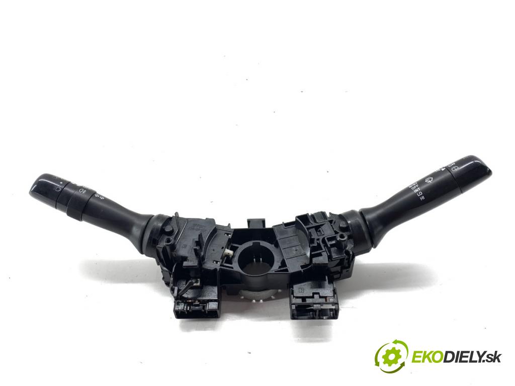 TOYOTA AYGO I liftback 2005 50 kW 1.0 (KGB10_) 998 Prepínač kombinovaný  (Prepínacie páčky pod volantom)