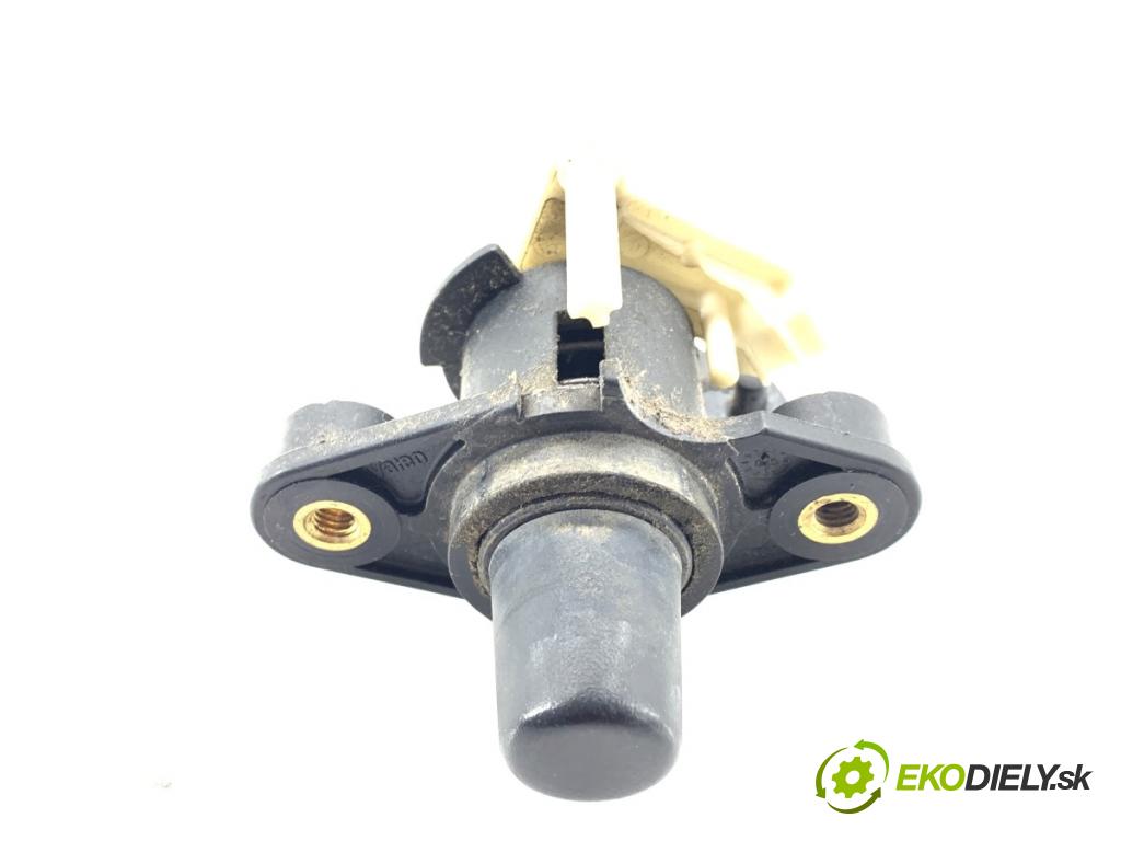 TOYOTA AYGO I liftback 2005 50 kW 1.0 (KGB10_) 998 Kľučka dverí zad 