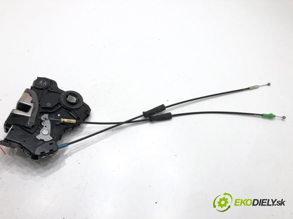 LEXUS CT liftback 2011 73 kW 200h (ZWA10_) 1798 zámok Dvere ľavy predný