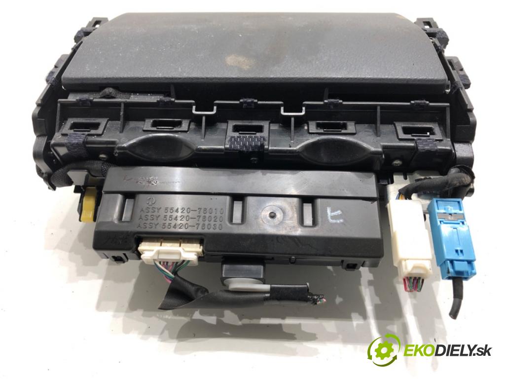 LEXUS CT liftback 2011 73 kW 200h (ZWA10_) 1798 Dislpej 55420-76010 (Prístrojová doska)