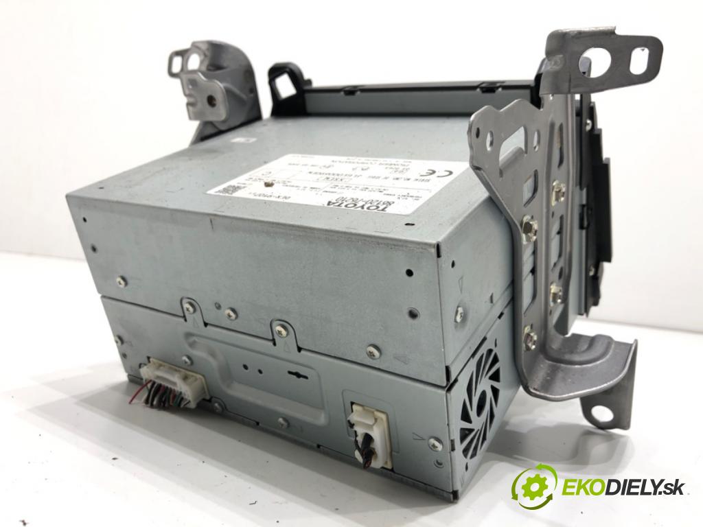 LEXUS CT liftback 2011 73 kW 200h (ZWA10_) 1798 RADIO 86120-76210 (Audio zariadenie)