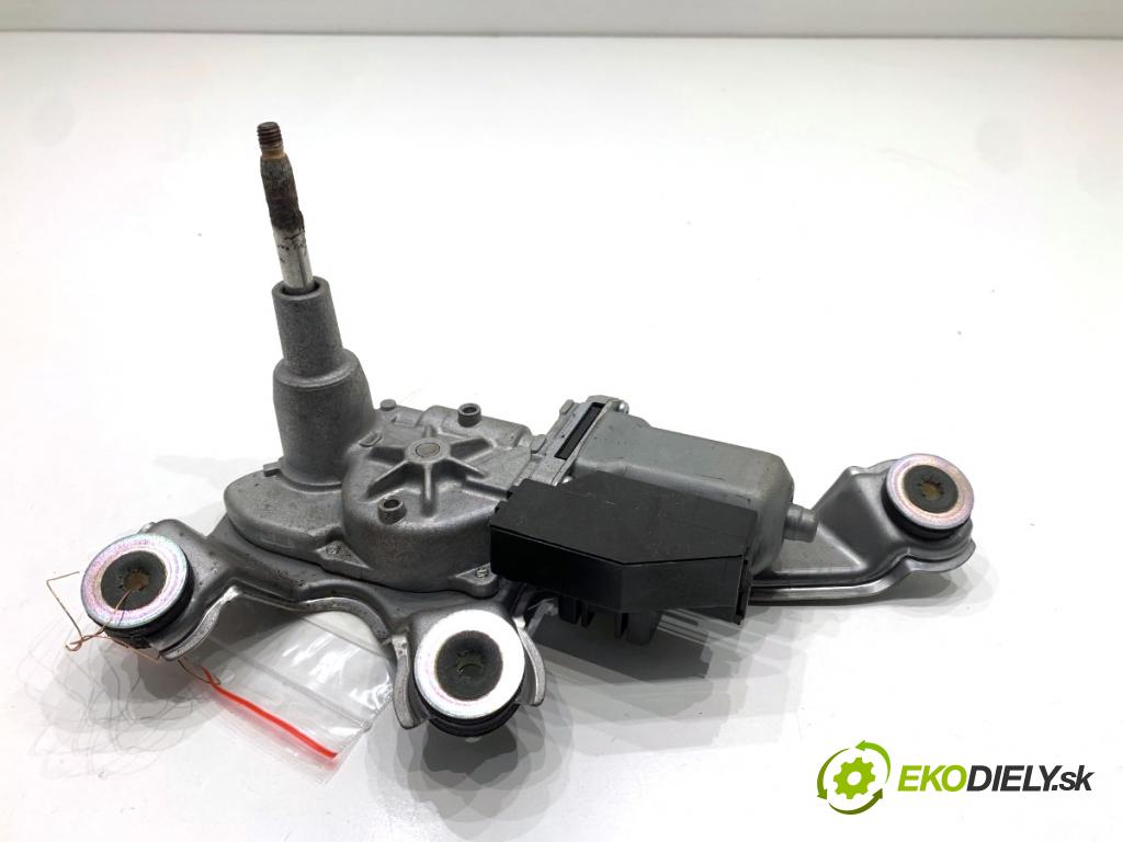 LEXUS CT liftback 2011 73 kW 200h (ZWA10_) 1798 Motor stieračov zad 85130-76010