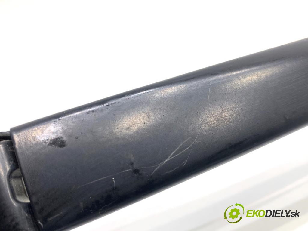 LEXUS CT liftback 2011 73 kW 200h (ZWA10_) 1798 Rameno stierače predný