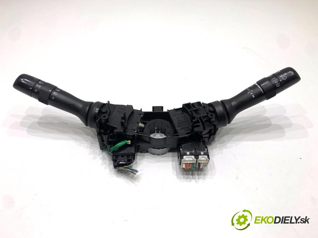 LEXUS CT liftback 2011 73 kW 200h (ZWA10_) 1798 Prepínač kombinovaný 173832 (Prepínacie páčky pod volantom)