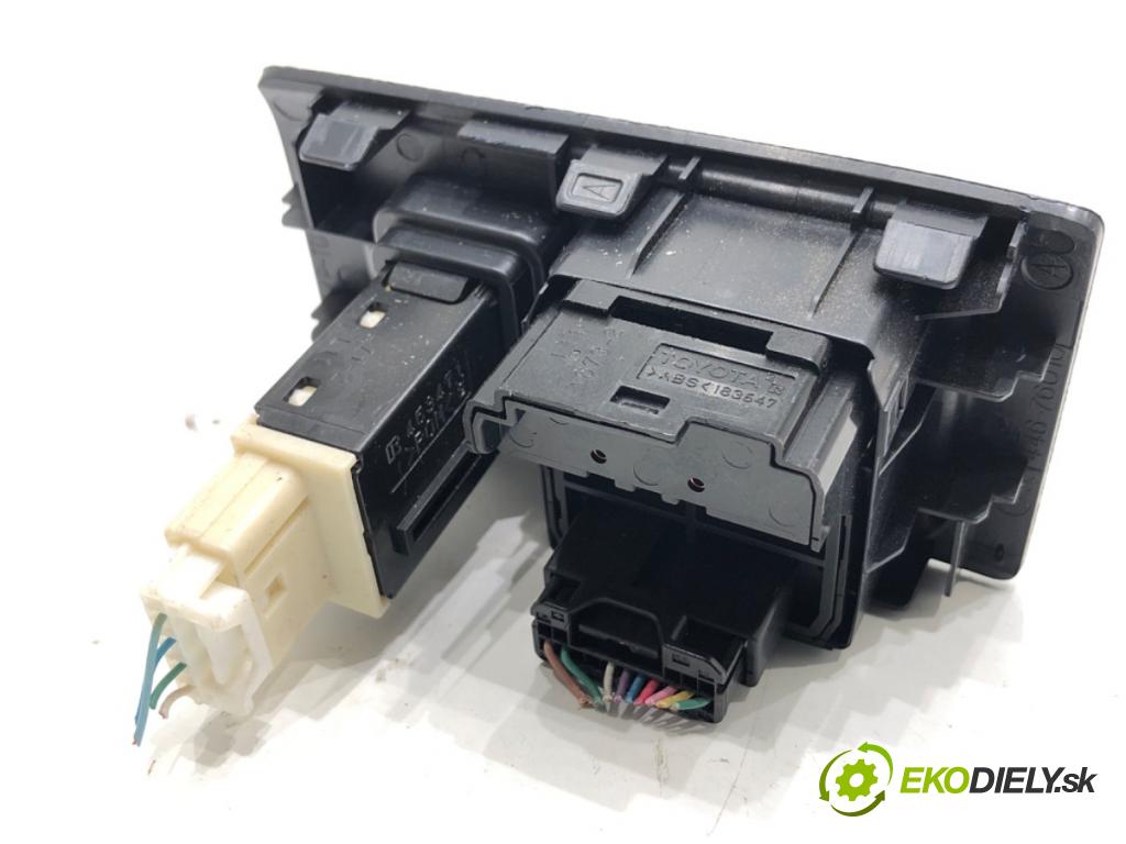 LEXUS CT liftback 2011 73 kW 200h (ZWA10_) 1798 Prepínač nastavenia spätných zrkadiel 453471 (Prepínacie páčky pod volantom)