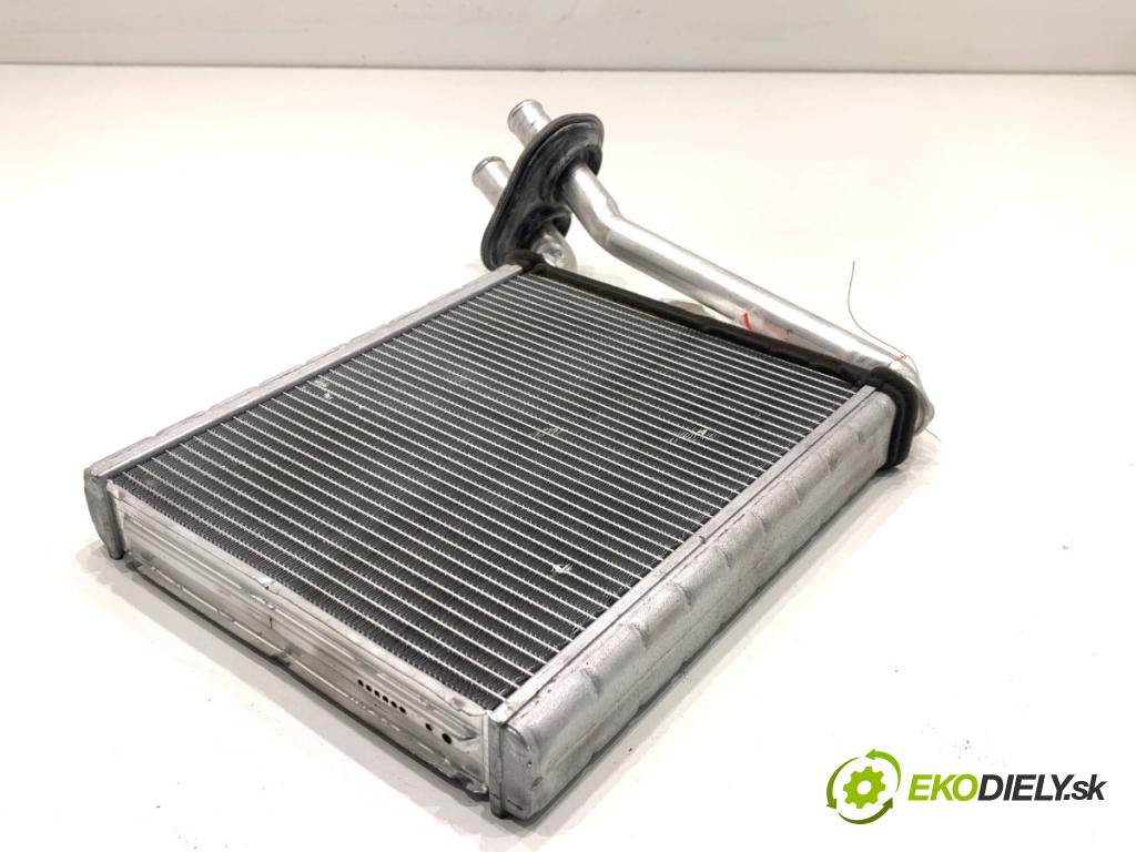 LEXUS CT liftback 2011 73 kW 200h (ZWA10_) 1798 Výhrevné teleso, radiátor kúrenia  (Radiátor kúrenia)