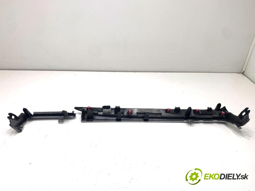 LEXUS CT liftback 2011 73 kW 200h (ZWA10_) 1798 lišty kryt 55662-76030 (Lišta)