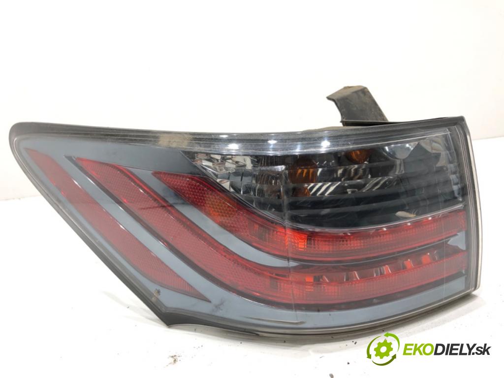 LEXUS CT liftback 2011 73 kW 200h (ZWA10_) 1798 Svetlo ľavy zad 