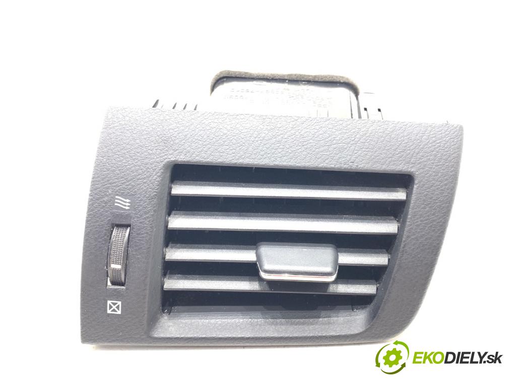 LEXUS CT liftback 2011 73 kW 200h (ZWA10_) 1798 Mriežky kúrenia pravy predný 55660-76010