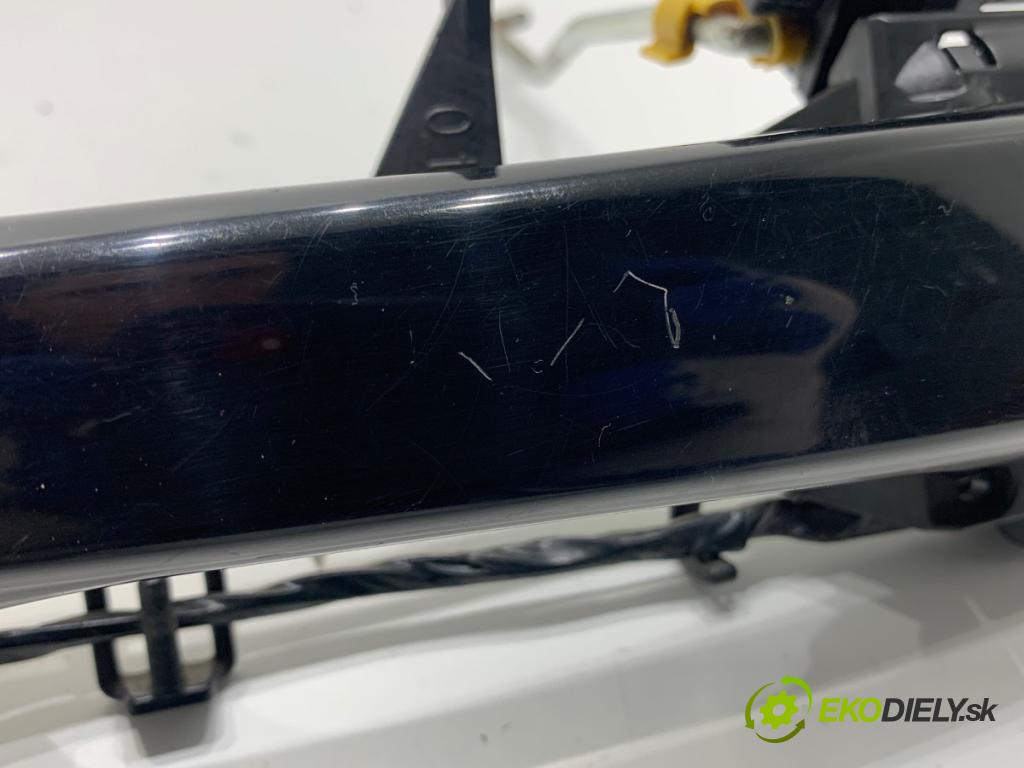 LEXUS CT liftback 2011 73 kW 200h (ZWA10_) 1798 Kľučka vonkajšia ľavy predný