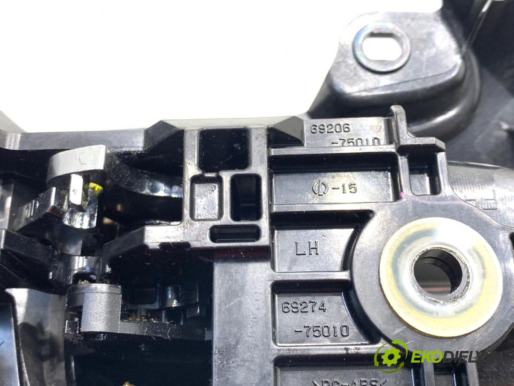 LEXUS CT liftback 2011 73 kW 200h (ZWA10_) 1798 Kľučka vnútorná ľavy predný