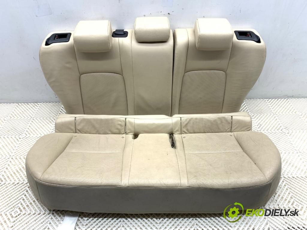 LEXUS CT liftback 2011 73 kW 200h (ZWA10_) 1798 Sedadlo druhý rad 
