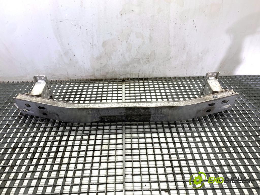 LEXUS CT liftback 2011 73 kW 200h (ZWA10_) 1798 Výstuha nárazníka predný  (Výstuha predná)