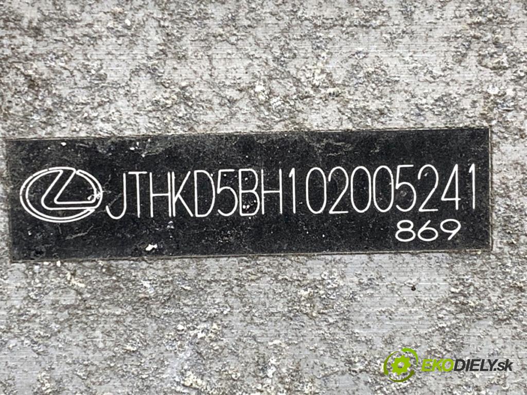 LEXUS CT liftback 2011 73 kW 200h (ZWA10_) 1798 výztuha nárazníka přední část  (Přední výztuha)