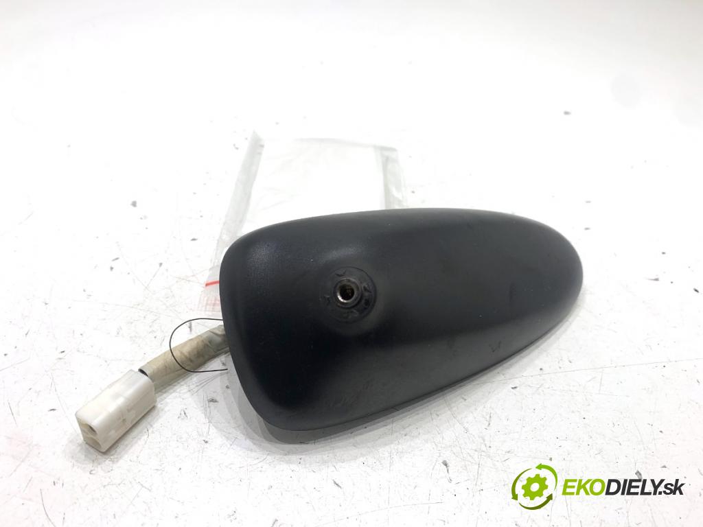 LEXUS CT liftback 2011 73 kW 200h (ZWA10_) 1798 ANTENA 