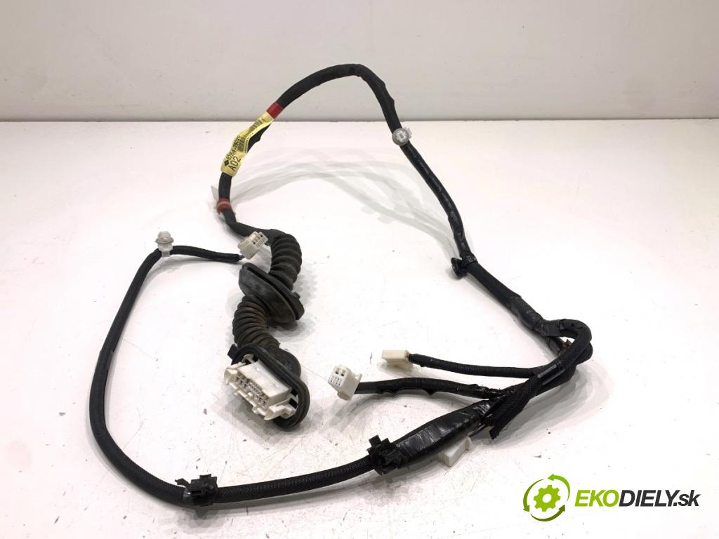 LEXUS CT liftback 2011 73 kW 200h (ZWA10_) 1798 Káblovačka Dvere zad ľavy 82154-76020