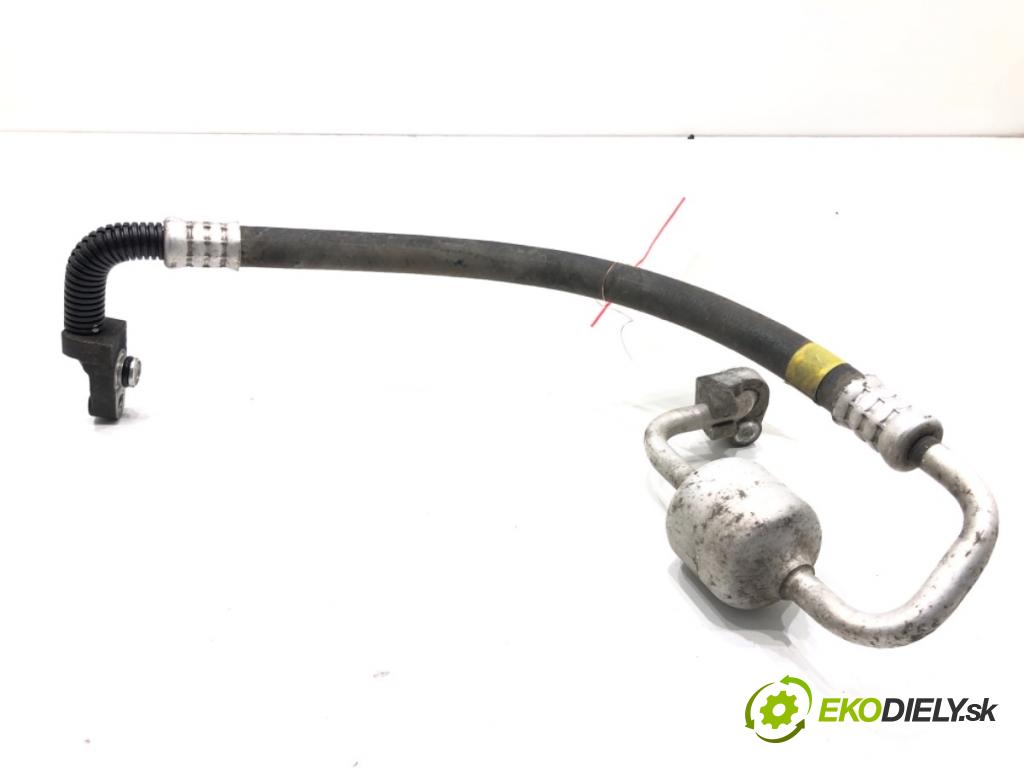 LEXUS CT liftback 2011 73 kW 200h (ZWA10_) 1798 rúrka klimatizace  (Trubka klimatizace)