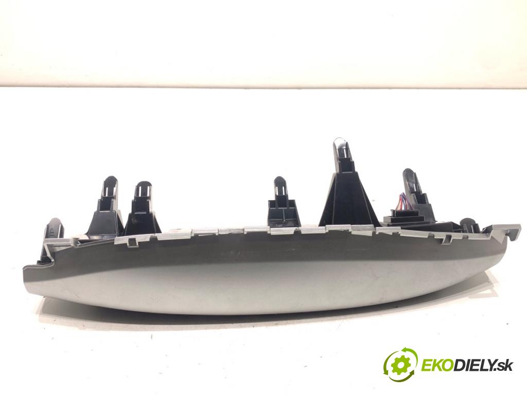 LEXUS CT liftback 2011 73 kW 200h (ZWA10_) 1798 Panel ovládania kúrenia 55900-76060 (Prepínacie páčky pod volantom)