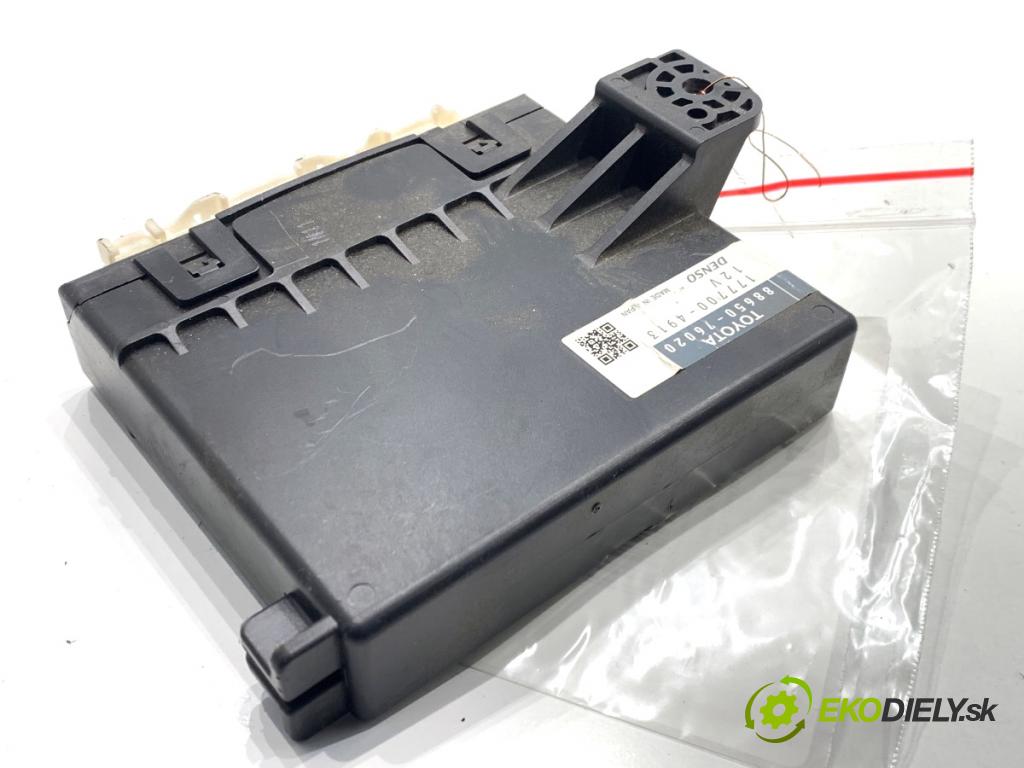 LEXUS CT liftback 2011 73 kW 200h (ZWA10_) 1798 modul řídící jednotka 88650-76020 (Řídící jednotka ostatní)