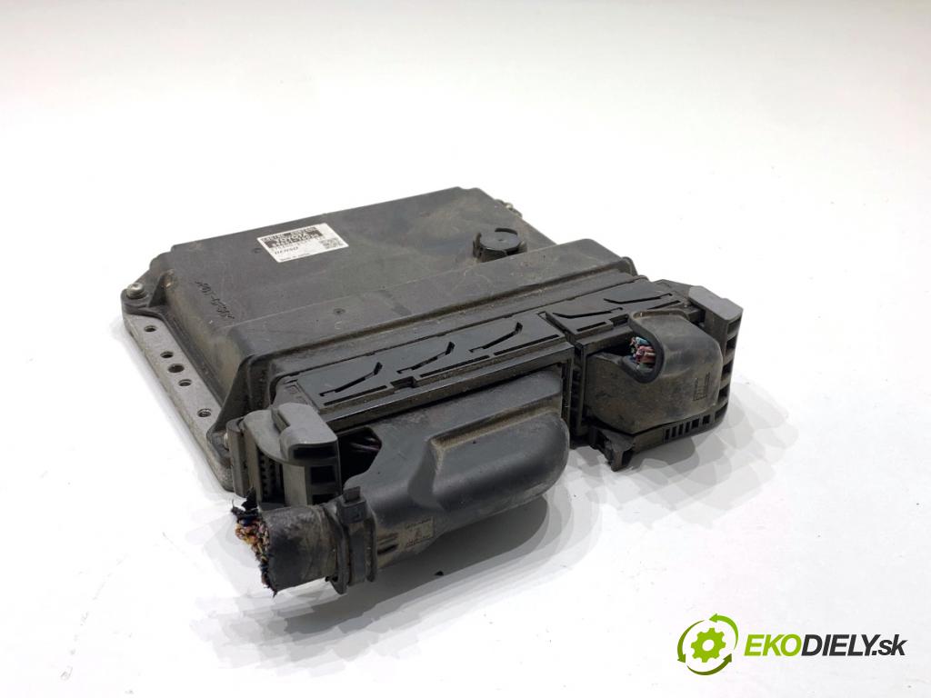 LEXUS CT liftback 2011 73 kW 200h (ZWA10_) 1798 riadiaca jednotka Motor 89661-76030 (Riadiaca jednotka)