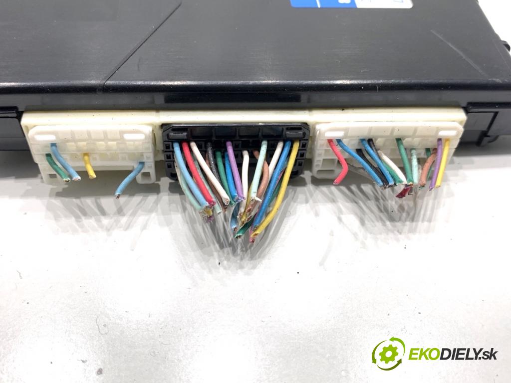 LEXUS CT liftback 2011 73 kW 200h (ZWA10_) 1798 Modul komfortu 89221-76020 (Modul komfortu)