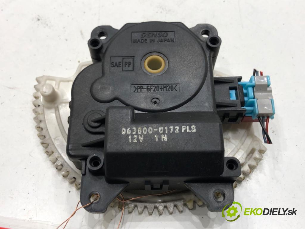 LEXUS CT liftback 2011 73 kW 200h (ZWA10_) 1798 Motor kúrenia 063800-0172