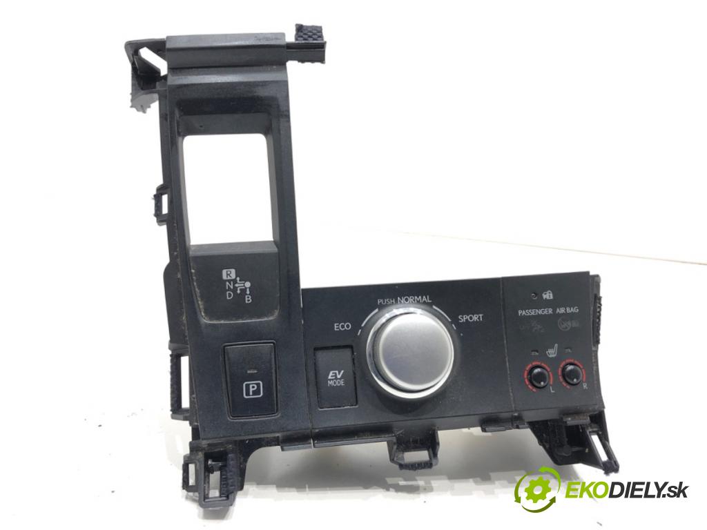 LEXUS CT liftback 2011 73 kW 200h (ZWA10_) 1798 Panel Prepínač REŽIM: JAZDY 