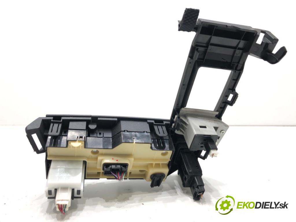 LEXUS CT liftback 2011 73 kW 200h (ZWA10_) 1798 Panel Prepínač REŽIM: JAZDY