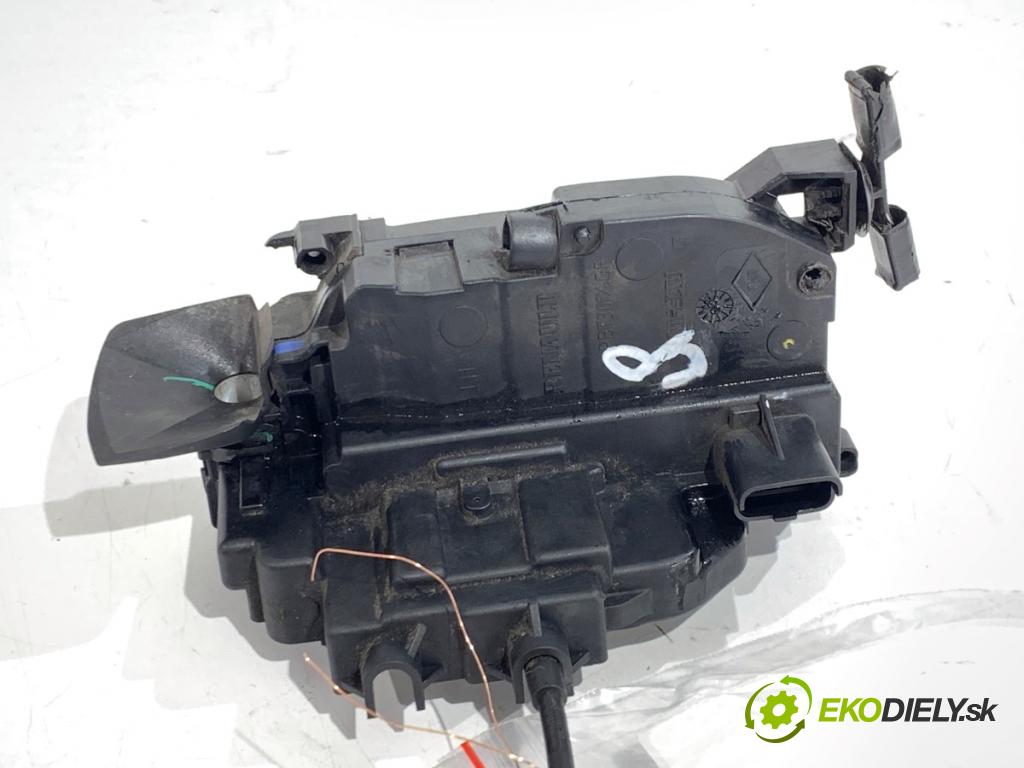 RENAULT LAGUNA III Kombi 2008 96 kW 2.0 dCi (KT07, KT0J, KT14, KT1A, KT1S) 1995 zámok Dvere ľavy predný 805010004R