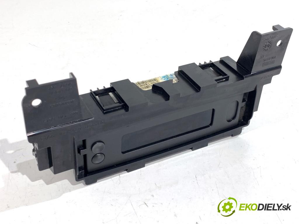 RENAULT LAGUNA III Kombi 2008 96 kW 2.0 dCi (KT07, KT0J, KT14, KT1A, KT1S) 1995 Dislpej 280340027R (Prístrojová doska)