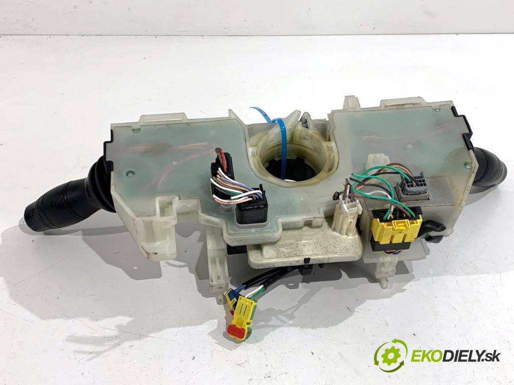 RENAULT LAGUNA III Kombi 2008 96 kW 2.0 dCi (KT07, KT0J, KT14, KT1A, KT1S) 1995 Krúžok, slimák airbag 255670001R (Airbag)