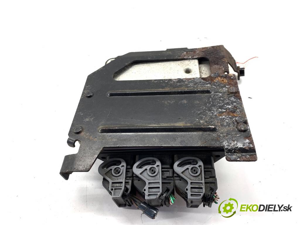 RENAULT LAGUNA III Kombi 2008 96 kW 2.0 dCi (KT07, KT0J, KT14, KT1A, KT1S) 1995 riadiaca jednotka Motor 0281015323 (Riadiaca jednotka)