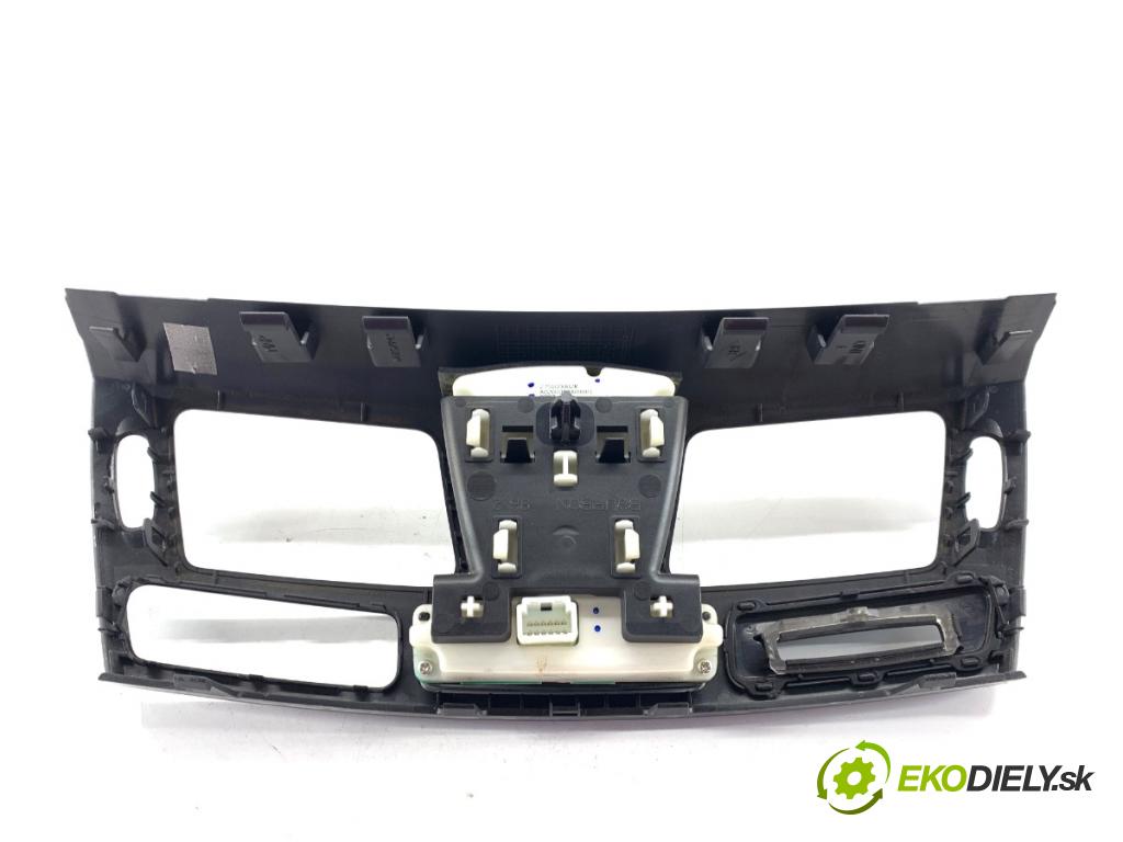 RENAULT LAGUNA III Kombi 2008 96 kW 2.0 dCi (KT07, KT0J, KT14, KT1A, KT1S) 1995 Panel ovládania kúrenia 275100002R (Prepínacie páčky pod volantom)