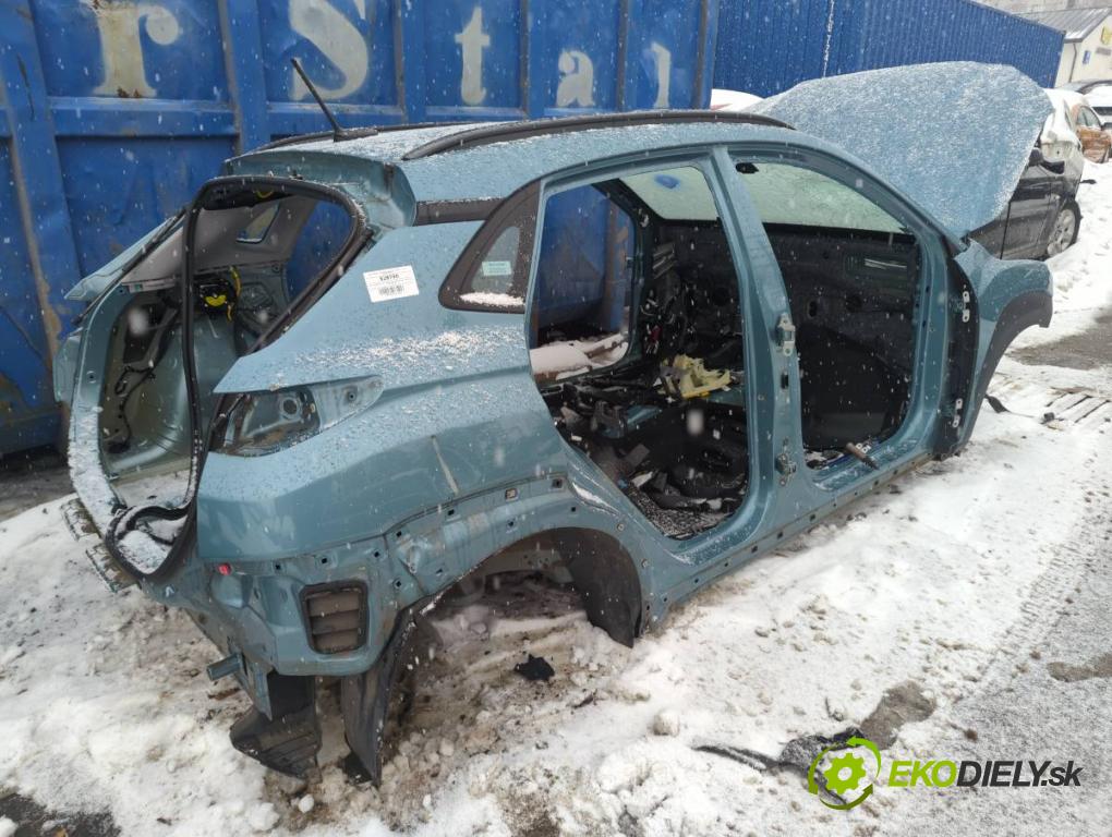 HYUNDAI KONA SUV 2019 88 kW 1.0 T-GDi 998 karoséria ČTVRŤÁK: Blatník prah strecha PODŁUŻNICA