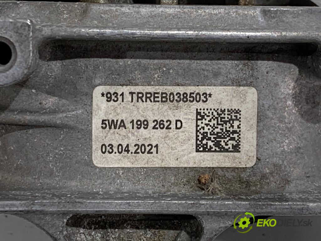 AUDI Q3 II ---  --- --- --- AirBag motora levá strana 5WA199262D (Držák motoru)