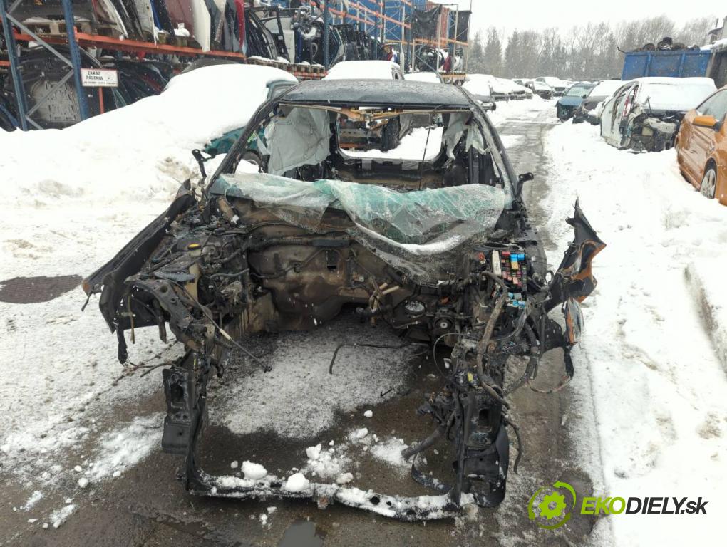 LEXUS CT liftback 2011 73 kW 200h (ZWA10_) 1798 karoséria ČTVRŤÁK: Blatník prah strecha PODŁUŻNICA 