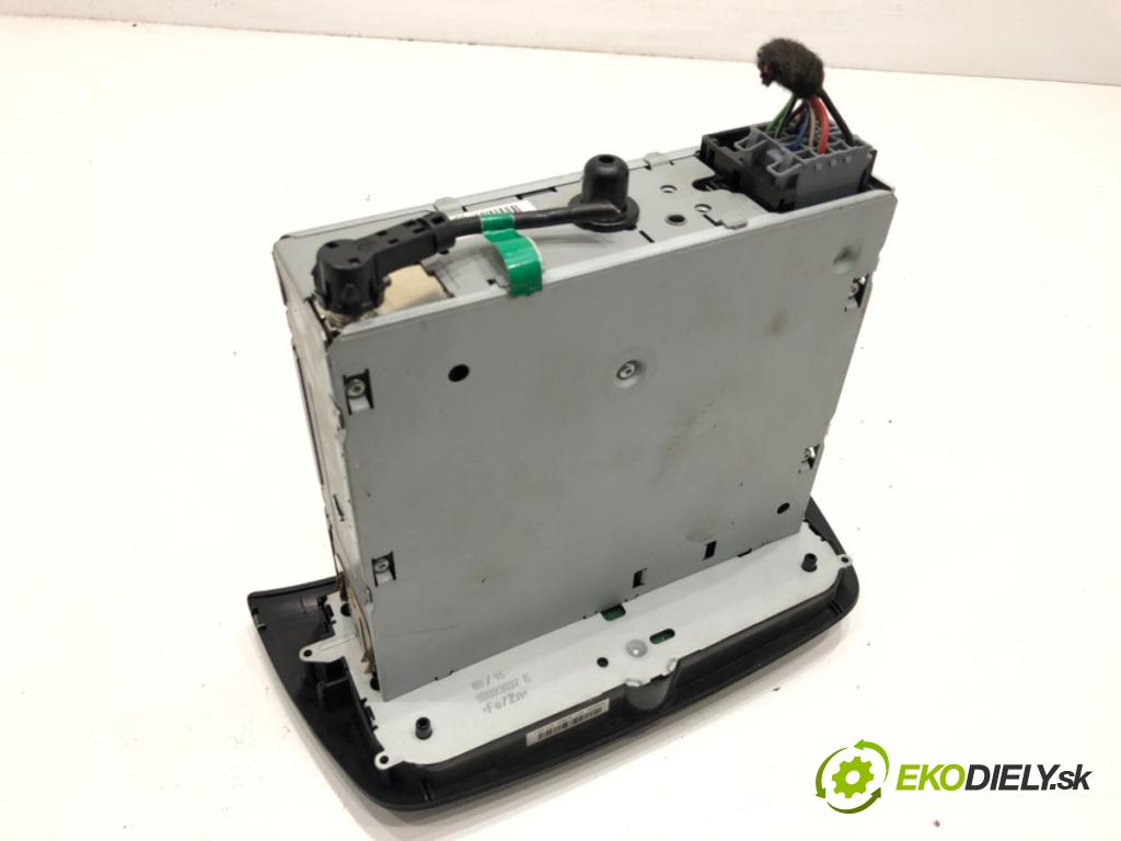 FIAT DOBLO II Autobus 2014 77 kW 1.6 D Multijet (263AXD1B) 1598 RADIO 7355978450 (Audio zariadenie)