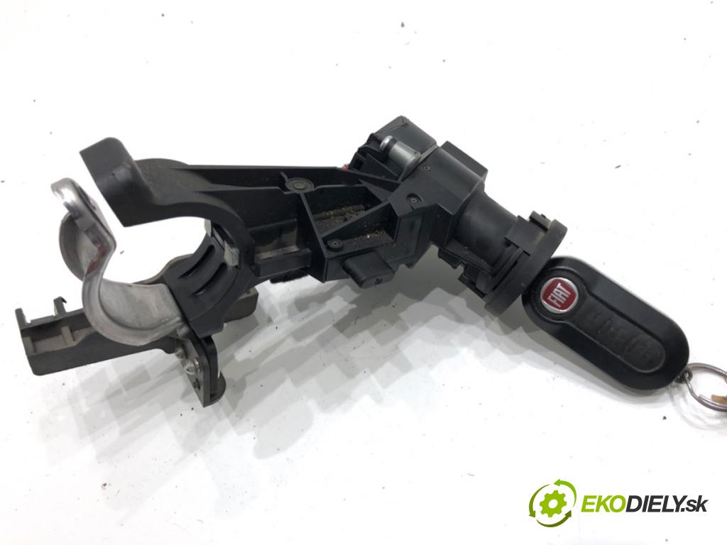 FIAT DOBLO II Autobus 2014 77 kW 1.6 D Multijet (263AXD1B) 1598 spinačka 00519285260 (Spínacia skrinka)