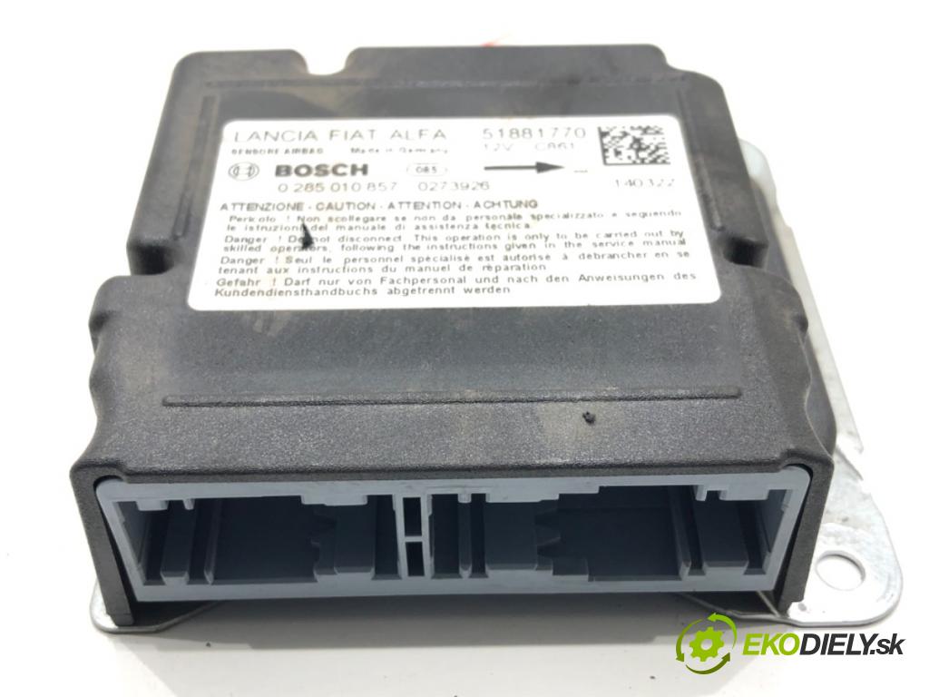 FIAT DOBLO II Autobus 2014 77 kW 1.6 D Multijet (263AXD1B) 1598 senzor airbag 51881770 (Snímač)