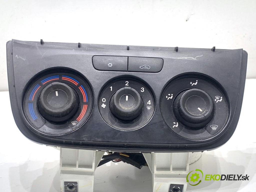 FIAT DOBLO II Autobus 2014 77 kW 1.6 D Multijet (263AXD1B) 1598 Panel ovládania kúrenia  (Prepínacie páčky pod volantom)