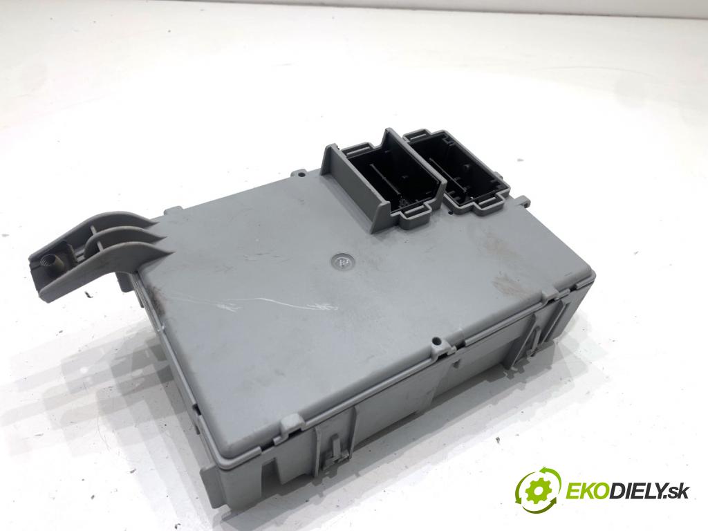 FIAT DOBLO II Autobus 2014 77 kW 1.6 D Multijet (263AXD1B) 1598 Modul BSI 00519383540 (Poistková skrinka)