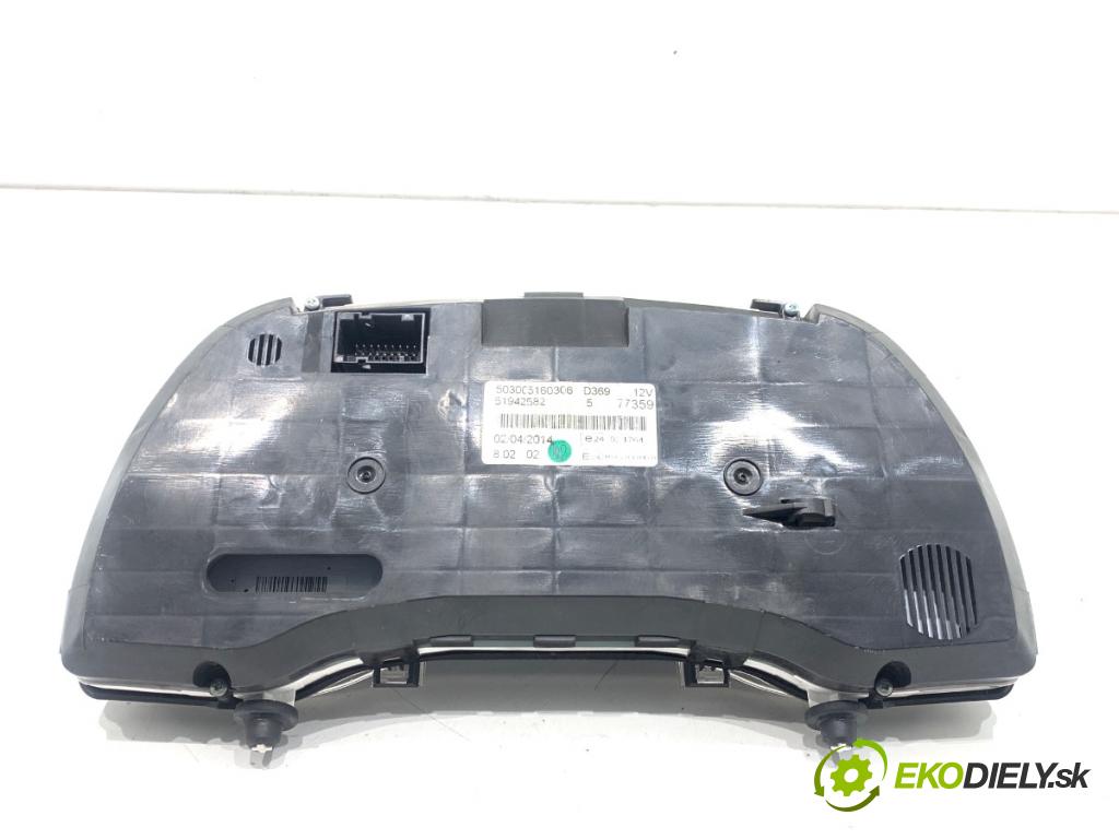 FIAT DOBLO II Autobus 2014 77 kW 1.6 D Multijet (263AXD1B) 1598 Prístrojovka 51942582 (Prístrojová doska)