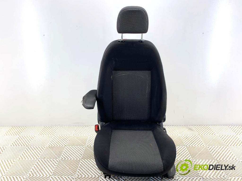 FIAT DOBLO II Autobus 2014 77 kW 1.6 D Multijet (263AXD1B) 1598 Sedadlo ľavy predný 