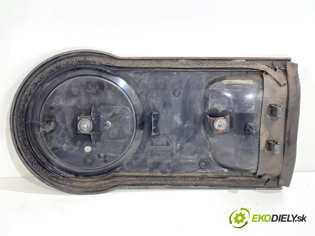 FIAT DOBLO II Autobus 2014 77 kW 1.6 D Multijet (263AXD1B) 1598 Lišta Zadné čelo Dvere pravy zad 7355079410E