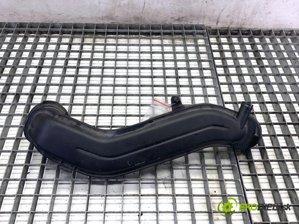 AUDI Q3 II SUV 2021 110 kW 35 TFSI Mild Hybrid 1498 Rúra turba 05E145674G