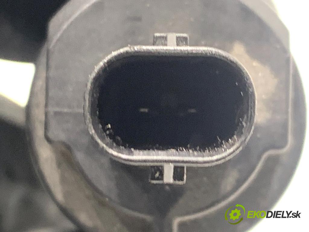 AUDI Q3 II SUV 2021 110 kW 35 TFSI Mild Hybrid 1498 Snímač variabilný fázy 04E906455AC (Snímač)