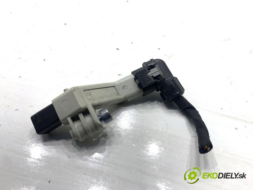 AUDI Q3 II SUV 2021 110 kW 35 TFSI Mild Hybrid 1498 Snímač pozície hriadeľa kľukového 05E906433A (Snímač polohy kľukového hriadeľa)