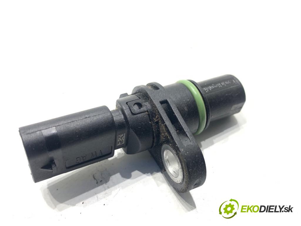 AUDI Q3 II SUV 2021 110 kW 35 TFSI Mild Hybrid 1498 Snímač pozície vačkového hriadeľa 04L907601A (Snímač polohy kľukového hriadeľa)