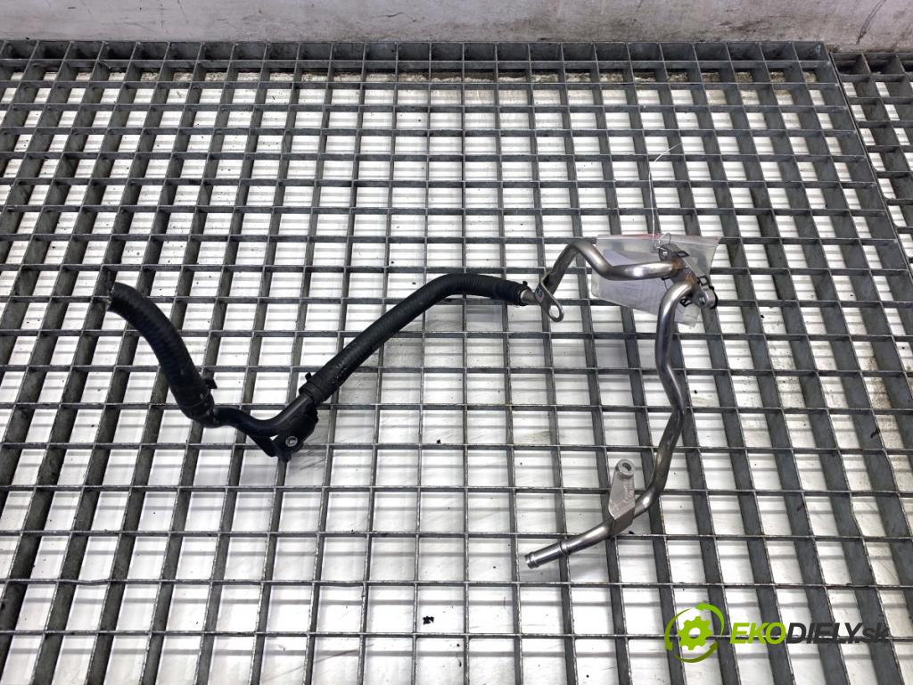 AUDI Q3 II SUV 2021 110 kW 35 TFSI Mild Hybrid 1498 rúrka turba 05E121497A (Hadica turbodúchadla)